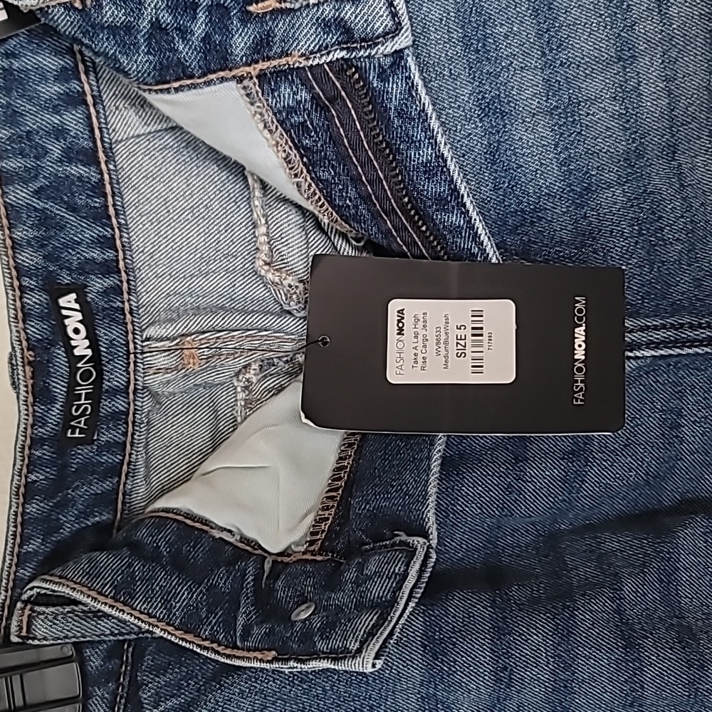 Jean - Picture 4 of 5